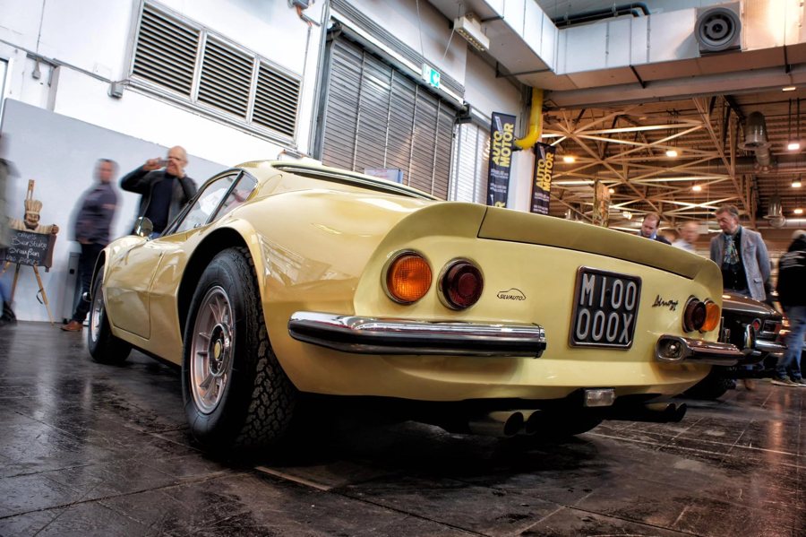Ferrari in Giallo Dino — Dino 206 GT (ROSSOautomobili)
