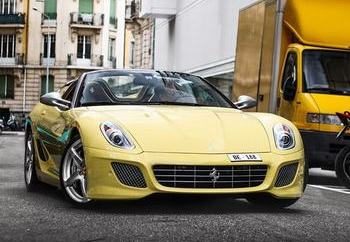 Ferrari in Giallo Lady Gaga (Ferrari Colors blog)