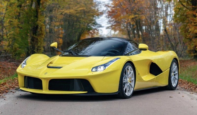 Ferrari in Giallo PPG (Ferrari Colors blog)