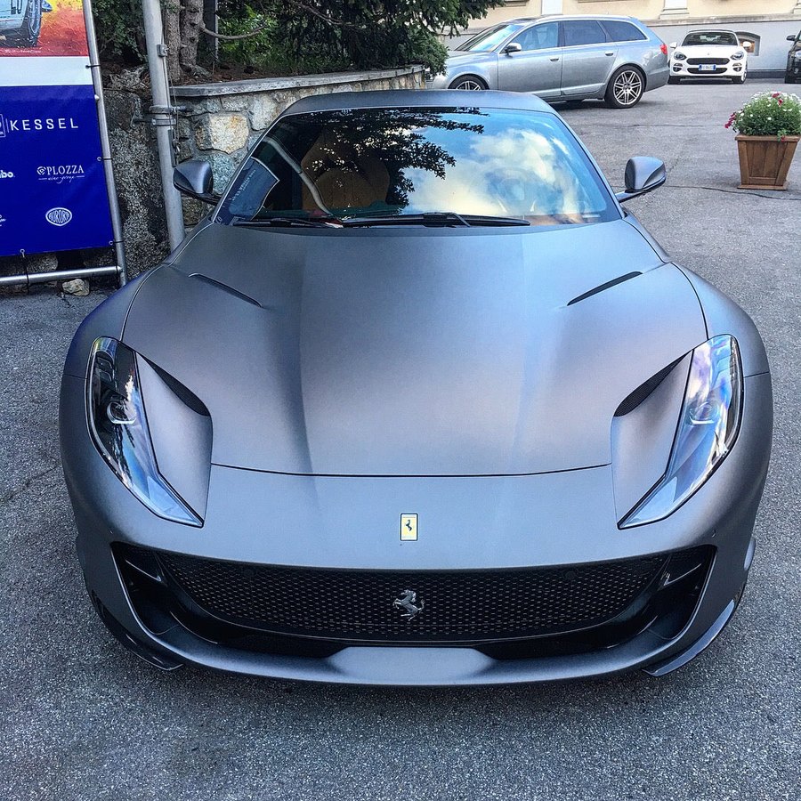 Ferrari in Grigio Caldo Opaco — 812 Superfast (ROSSOautomobili)