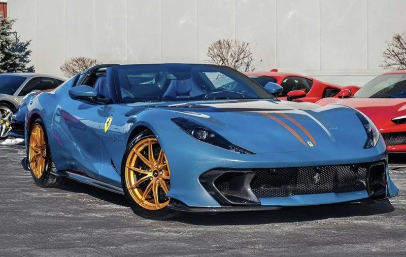 Ferrari in Grigio Cangiante (Ferrari Colors blog)