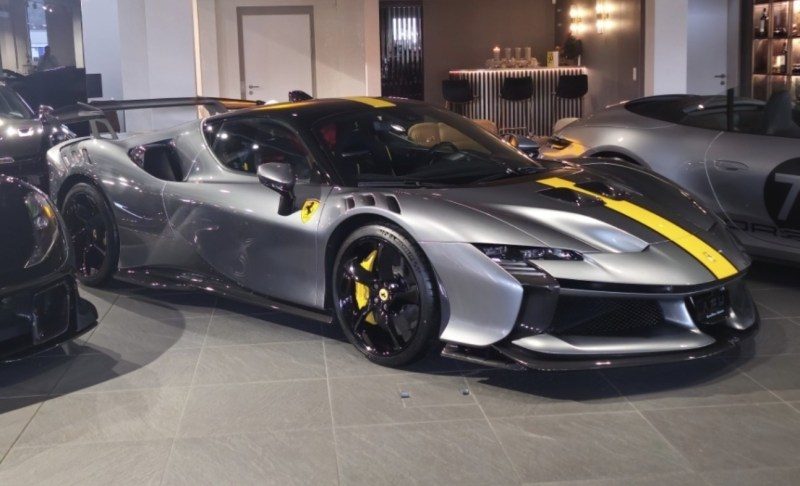 Ferrari in Grigio Competizione (Ferrari Colors blog)