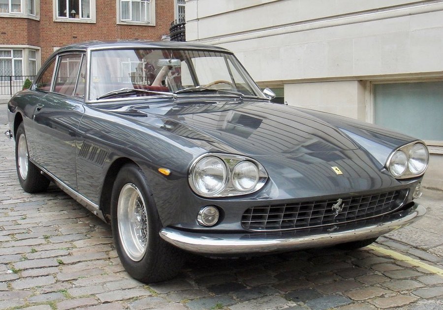 Ferrari in Grigio Fumo — 330 GTS (ROSSOautomobili)