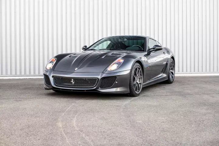 Ferrari in Grigio Silverstone — 599 GTO (carpaints.co)