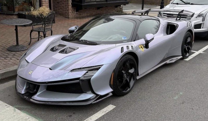 Ferrari in Grigio Tramonto (Ferrari Colors blog)