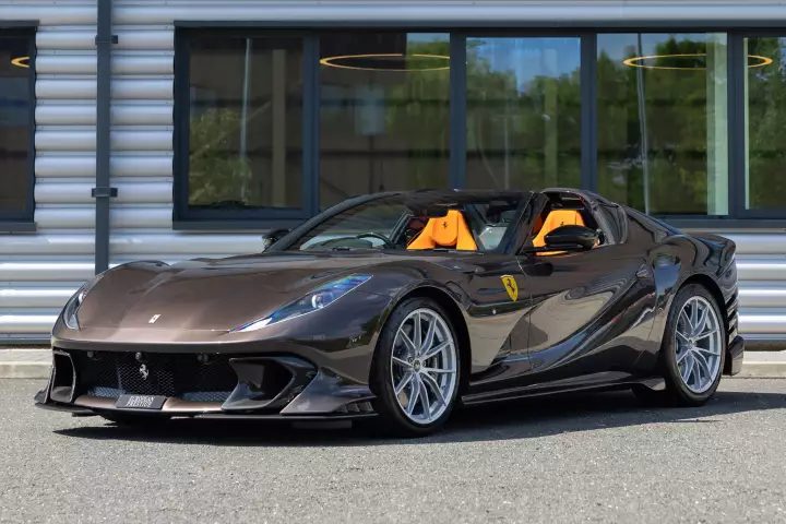 Ferrari in Brunito — 812 Competizione A (carpaints.co)