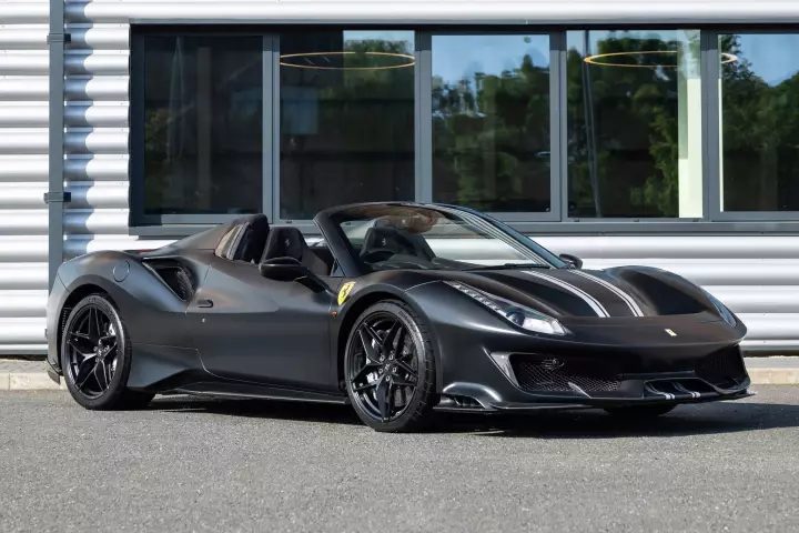 Ferrari in Nero DS Opaco — 488 Pista Spider (carpaints.co)