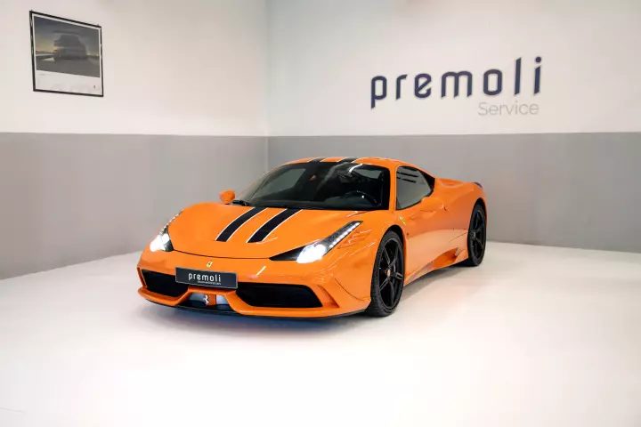 Ferrari in Arancio Pastello — 458 Speciale (carpaints.co)