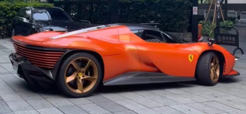 Ferrari in Milky Orange (Ferrari Colors blog)