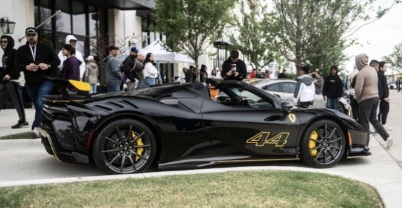 Ferrari in Nero Galaxy (Ferrari Colors blog)