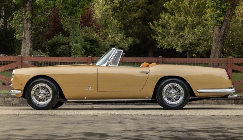 Ferrari in Oro Longchamps (Ferrari Colors blog)