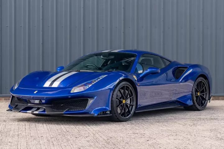 Ferrari in Blu Elettrico — 488 Pista (carpaints.co)
