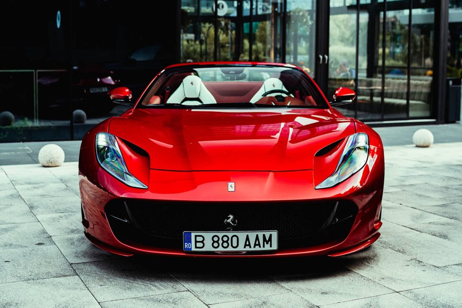 Ferrari in Rosso Angelo — 812 GTS (ROSSOautomobili)
