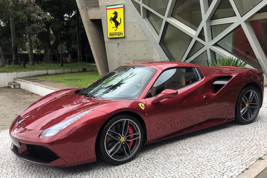 Ferrari in Rosso Fiorano — 488 Spider (ROSSOautomobili)