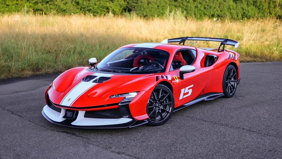 Ferrari in Rosso Formula 1 2004 — SF90 XX Stradale (ROSSOautomobili)