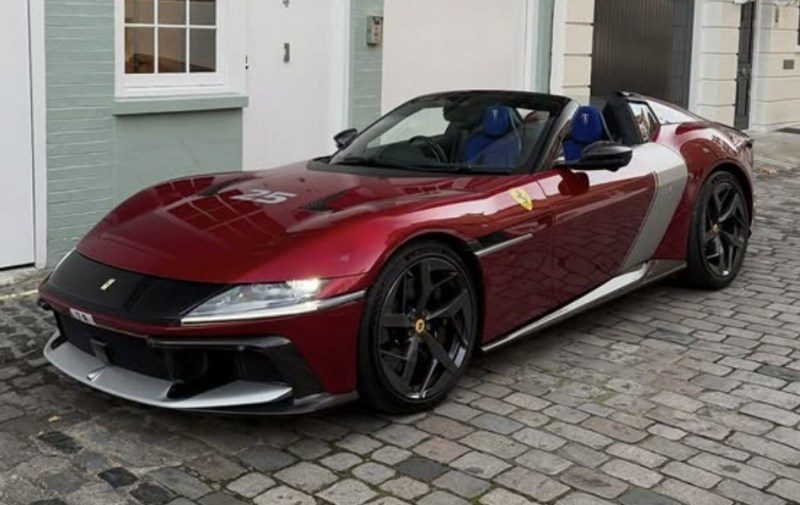 Ferrari in Lipstick Red (Ferrari Colors blog)