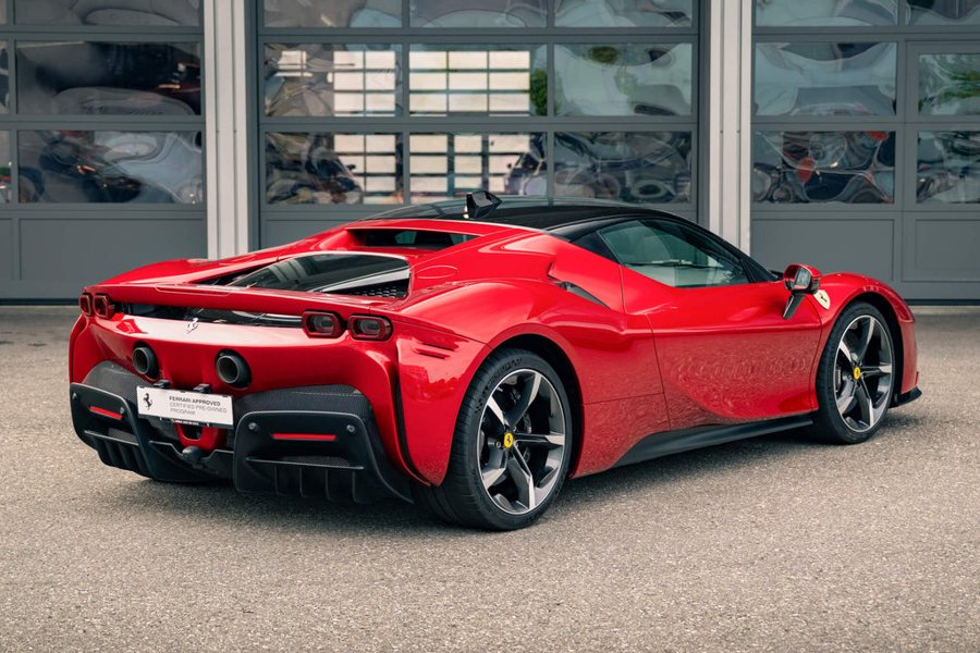 Ferrari in Rosso Monza — SF90 Stradale (ROSSOautomobili)