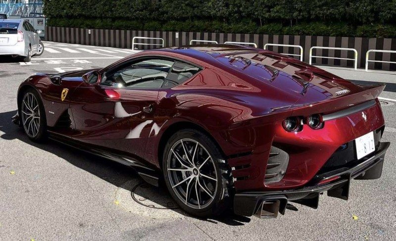 Ferrari in Rosso Quarantasette (Ferrari Colors blog)