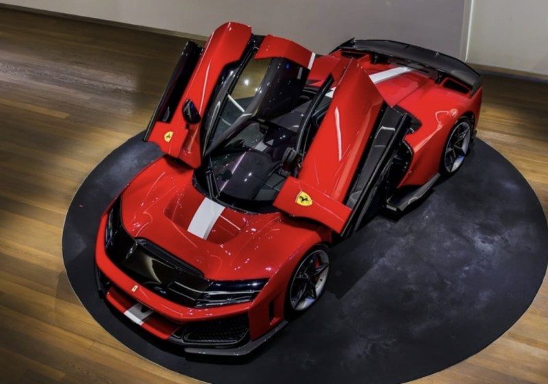 Ferrari in Rosso TRS (Ferrari Colors blog)