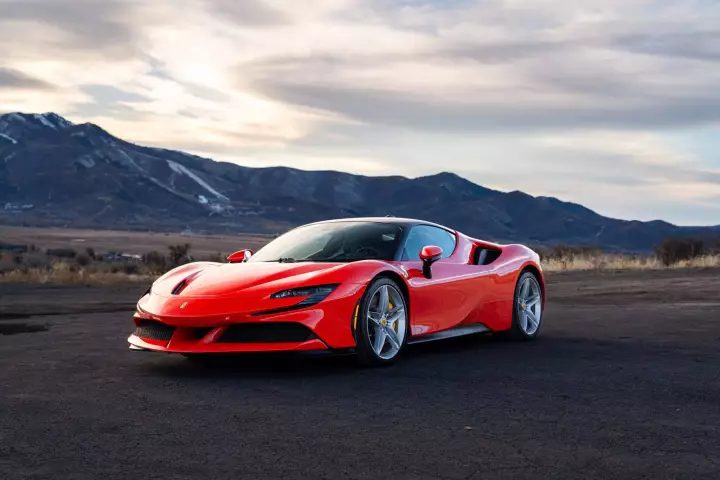 Ferrari in Rosso Dino — SF90 Stradale (carpaints.co)