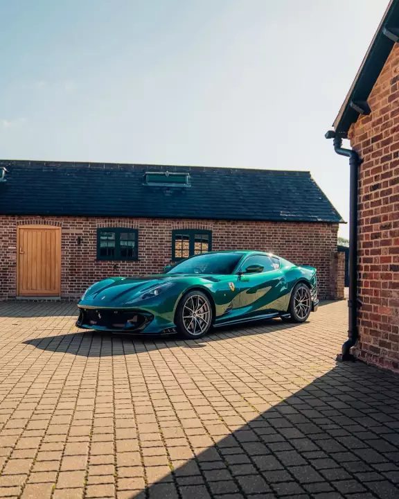 Ferrari in Verde Pino — 812 Competizione (carpaints.co)