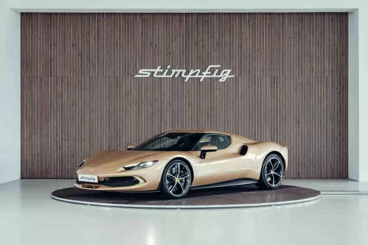 Ferrari in Oro Chiaro — 296 GTB (carpaints.co)