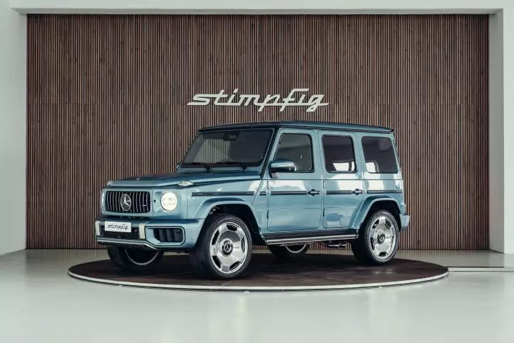 Ferrari in Azzurro Metallizzato — Mercedes-AMG G 63 (W463 Gen 2) painted in Azzurro Metallizzato (carpaints.co)