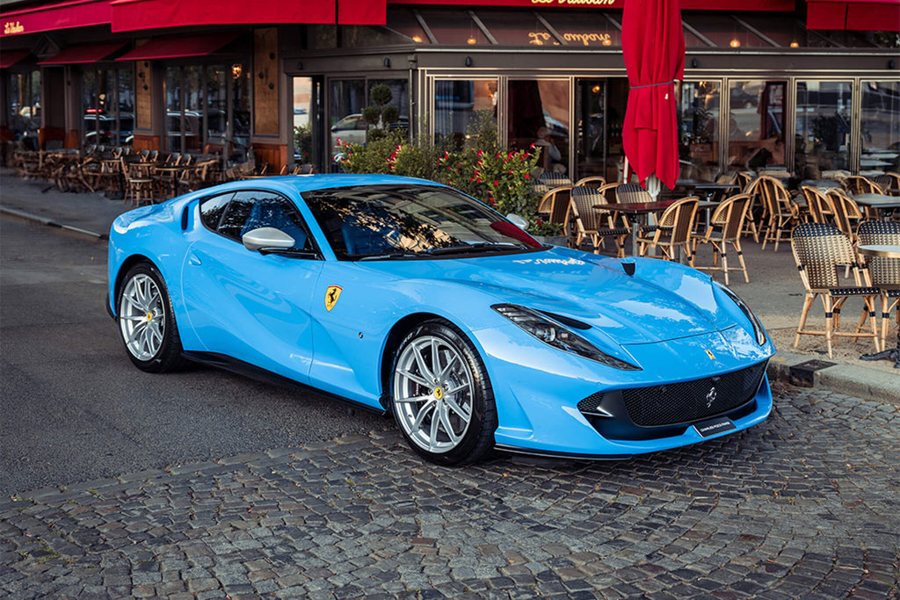 Ferrari in Turchese Dry Lucido — 812 Superfast Charles Pozzi (ROSSOautomobili)