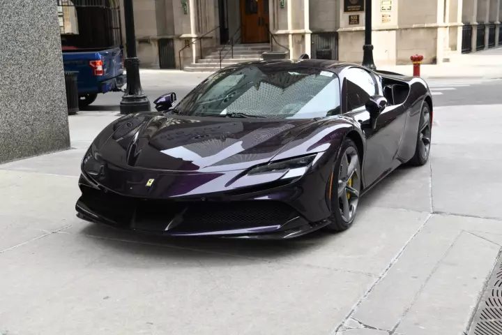 Ferrari in Viola Hong Kong — SF90 Stradale (carpaints.co)