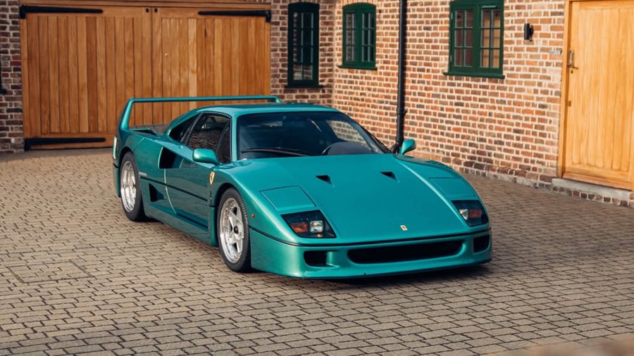 Ferrari in Verde Fortunato — F40 (ROSSOautomobili)