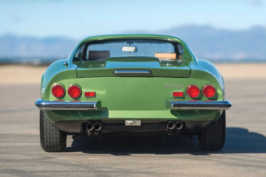 Ferrari in Verde Medio Niyinski — Dino 246 GT (ROSSOautomobili)