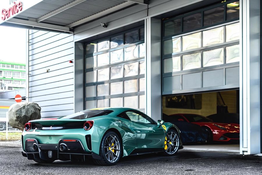 Ferrari in Verde Medio — 488 Pista (ROSSOautomobili)