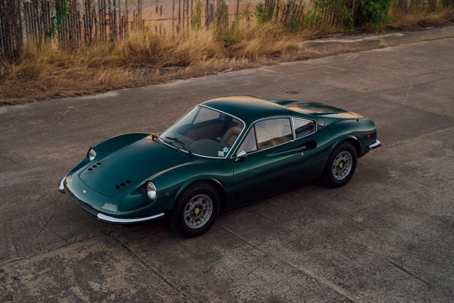 Ferrari in Verde Scuro — Dino 246 GTS (ROSSOautomobili)