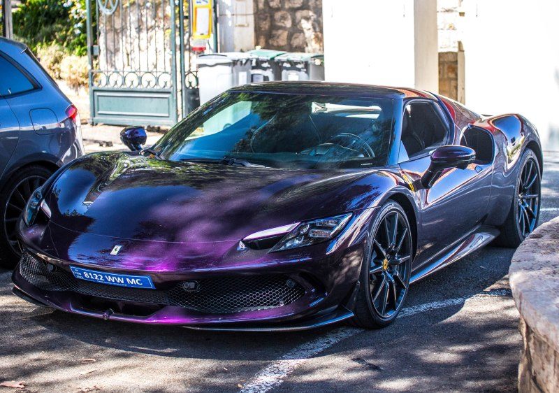 Ferrari in Viola Hong Kong (Ferrari Colors blog)